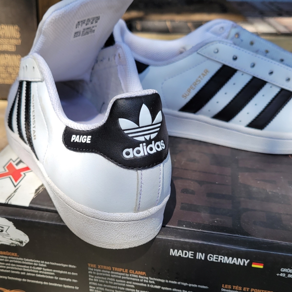 Adidas Superstar Men's size 8½ US 42 EU White Black Custom - Picture 11 of 16